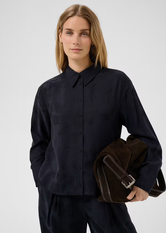 Carolla Shirt